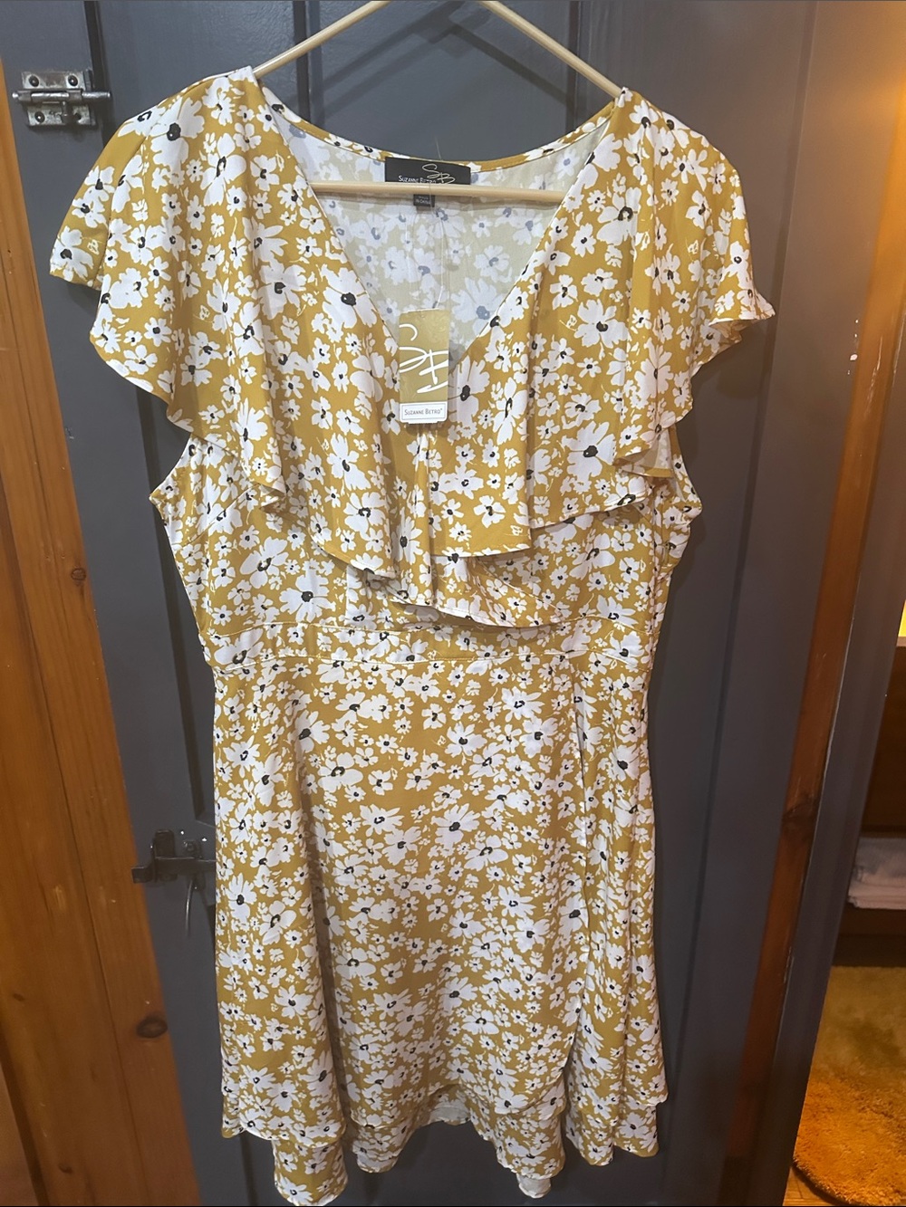 Suzanne Betro Mustard and White Floral Ruffle Midi Dress